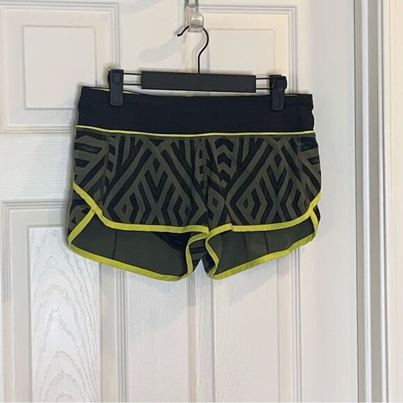 Lululemon Speed Short Chevron Shuffle Fatigue Green | Split Pea | Black Size 6 - Picture 3 of 9